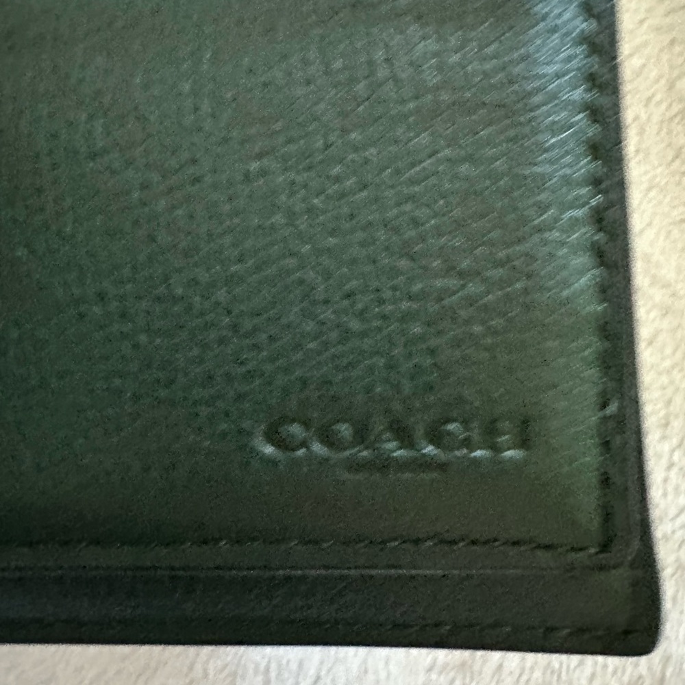 3 in 1 Varsity Green Striped Coach Wallet for Men - Picture 4 of 7